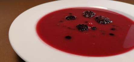 Supă cu fructe de pădure (vegetarian)