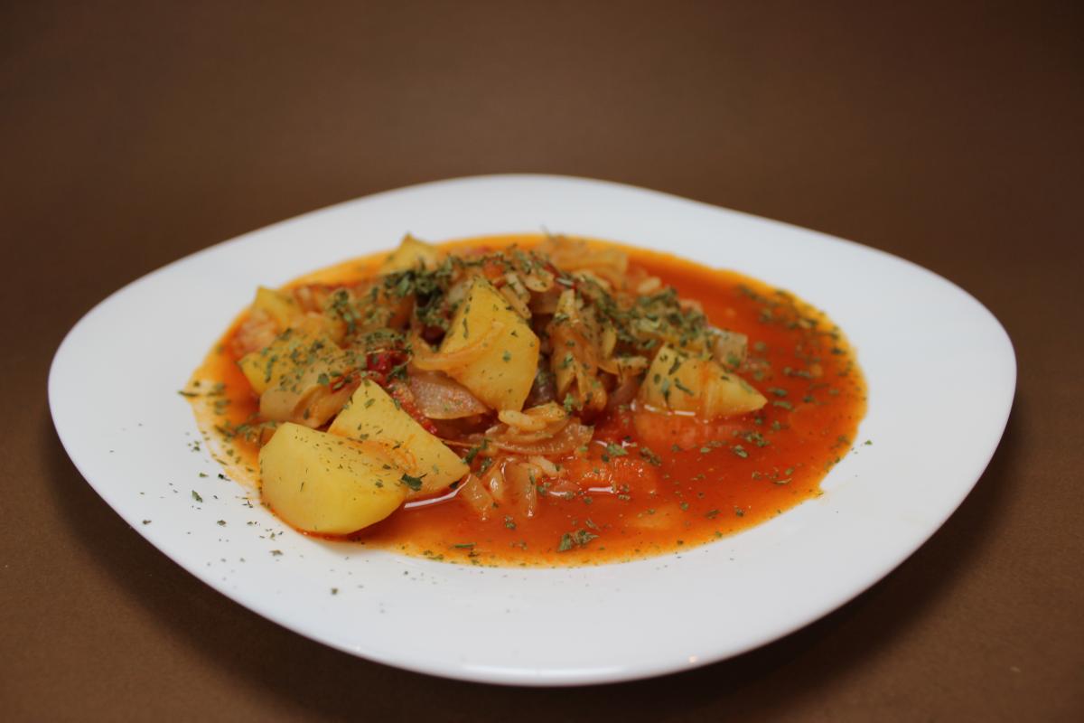 Tocană de legume (vegetarian)